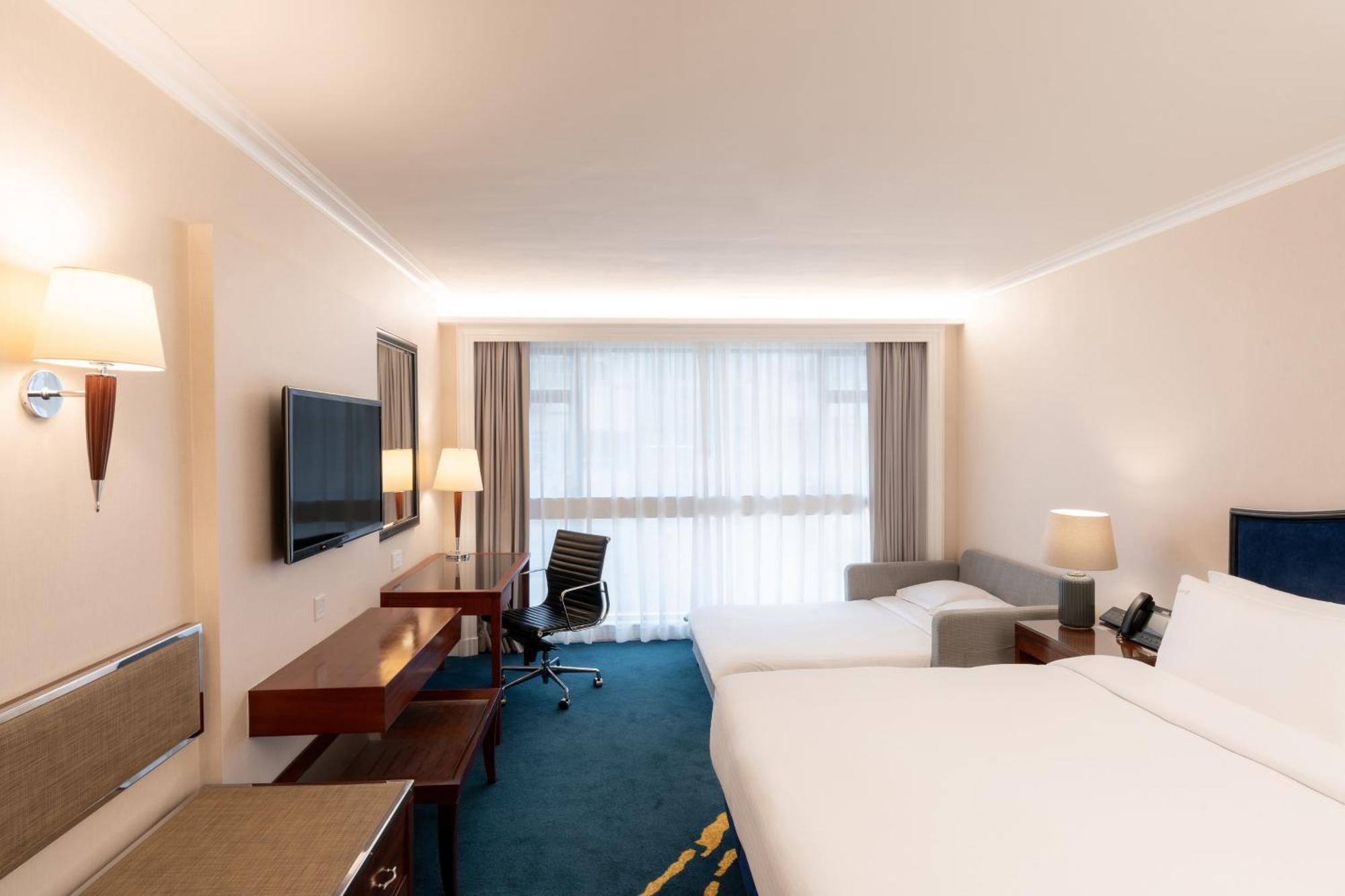 Premium Zimmer mit Kingsize-Bett und Schlafsofa